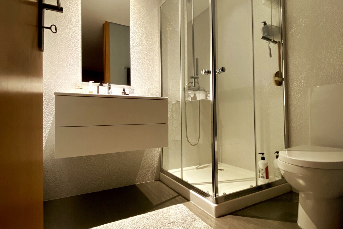 Bad mit Dusche